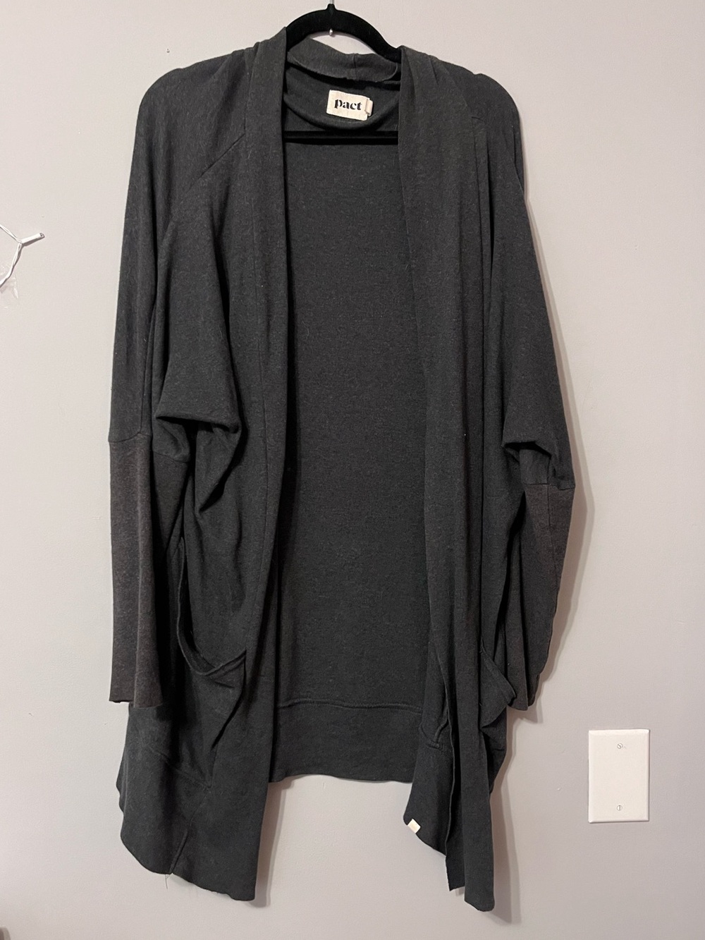 Pact Organic Cotton Airplane Cardigan – Charcoal Heather – Size L/XL